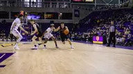 UNI men’s hoops roll past Rambers, 72-51