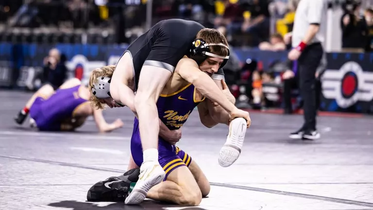 UNI wrestling crowns five champions at Grand View Open