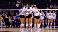 Michaels, Munch sign with UNI volleyball