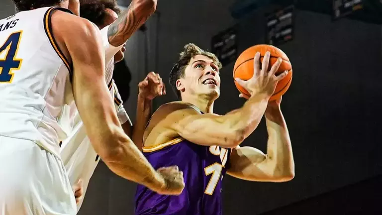 UNI men's basketball at UC Irvine | Nov. 22, 2025 (Irvine, Calif.)