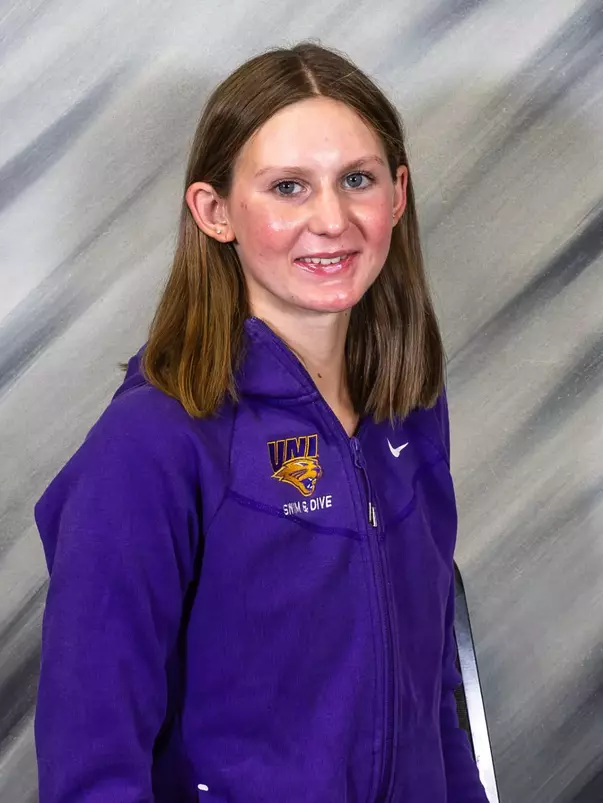 Elyse Brayton (2025-26)