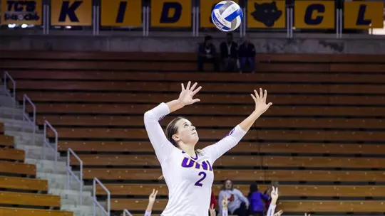 Cassidy Hartman Serve (2025)