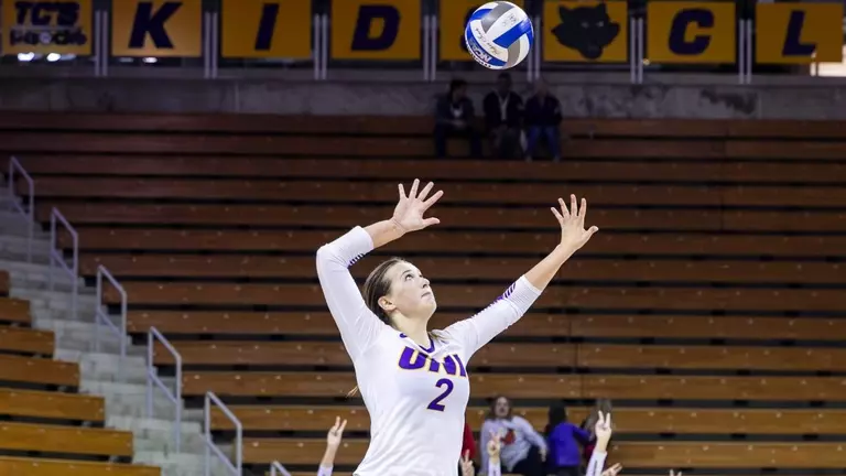 Cassidy Hartman Serve (2025)