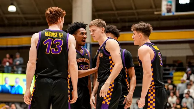 UNI men’s basketball visits Illinois State in midweek matchup