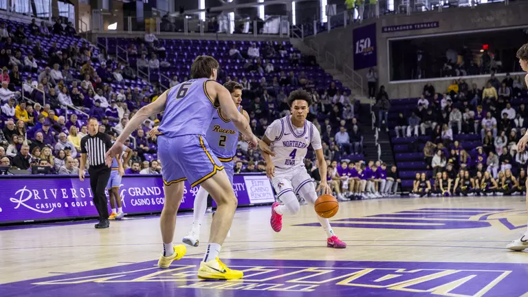 UNI men’s basketball takes down first-place Racers at home
