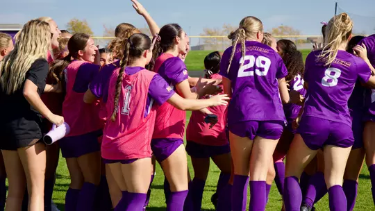 O'Brien's scores late, Panther soccer ties Valparaiso in homecoming match Image