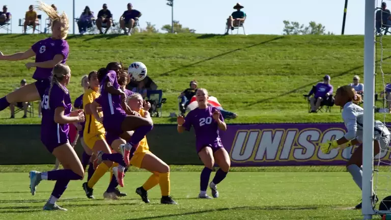UNI soccer travels to Evansville for midweek contest Image
