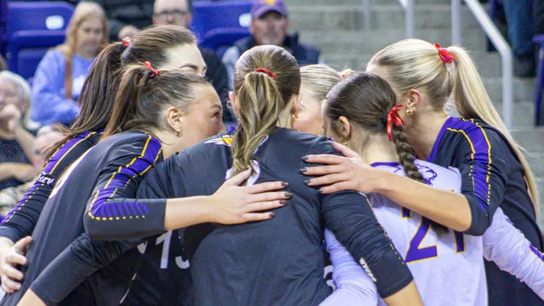 VB Huddle (2026 vs. UIC)