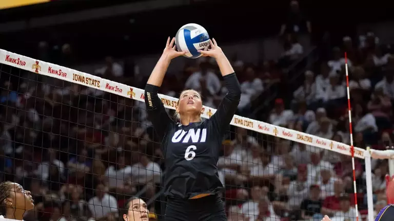UNI volleyball: Reese Booth earns MVC Player of the Week award Image