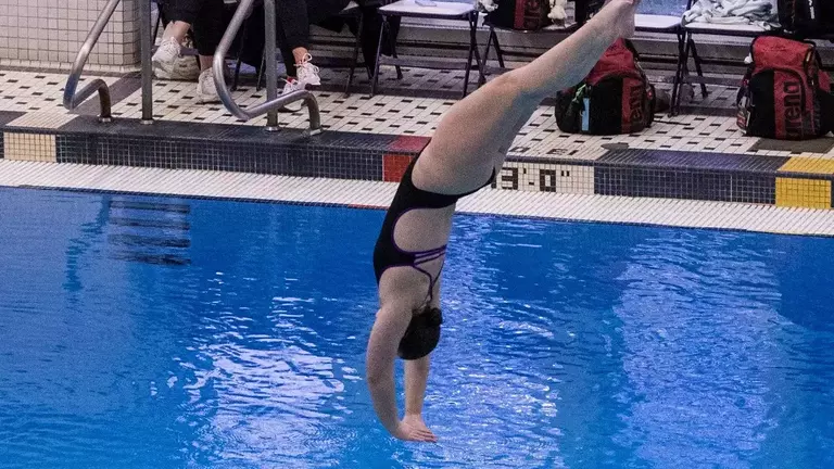 Hogan punches NCAA Zones ticket at UNO Diving Invite Image