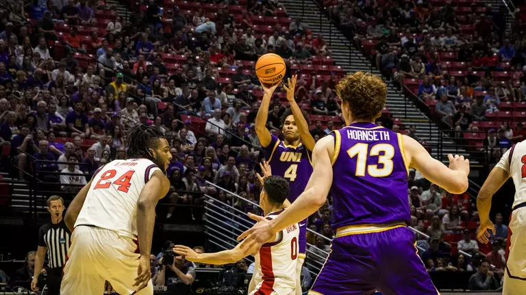 UNI men’s basketball falls to No. 9 St. John’s in NCAA first round game