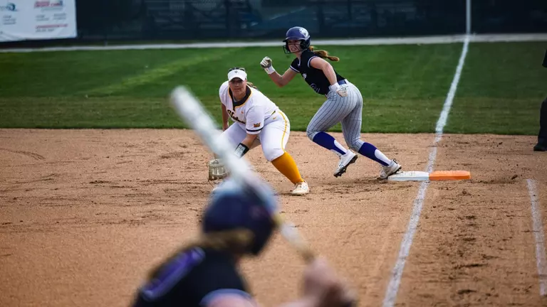 Panthers head to Illinois to take on the Illini