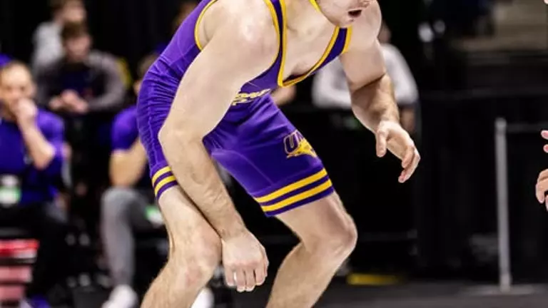 UNI wrestling honors seven NWCA Scholar All-American selections