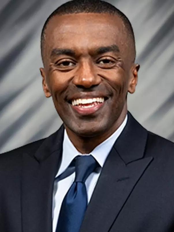 Abe Woldeslassie (Temp Headshot)