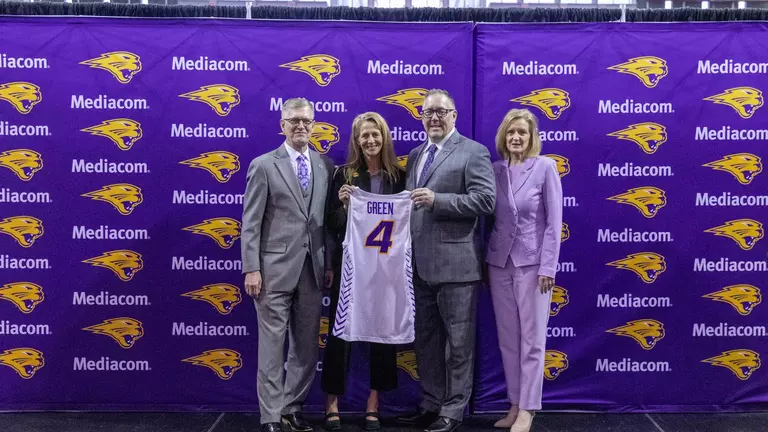 Kyle Green introduced as Panthers' new head men's basketball coach