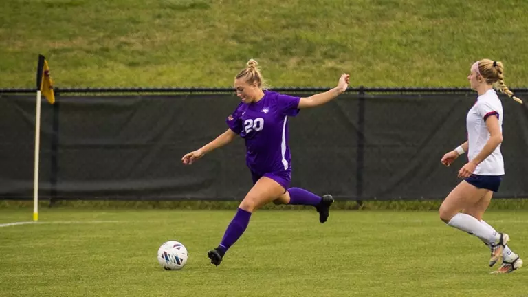 Allison Flies (2025 vs. UIC)