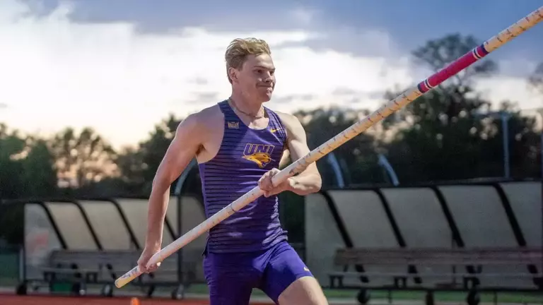 UNI track and field tabbed as men's and women's outdoor pre-championship favorites Image