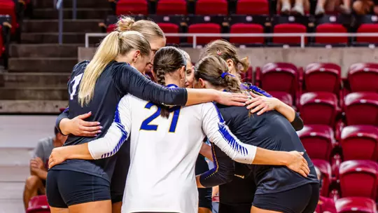 Panther volleyball drops season opener to Georgia Tech in straight sets Image