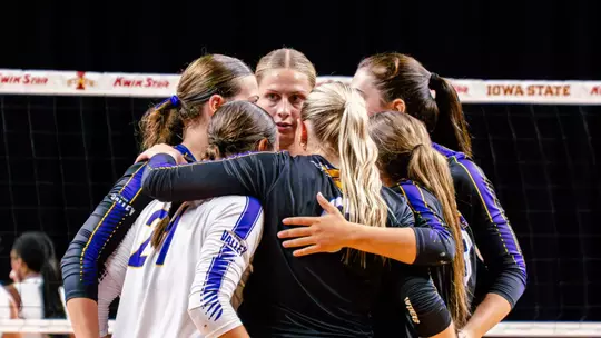 Panther volleyball falls short of comeback at Iowa State Image