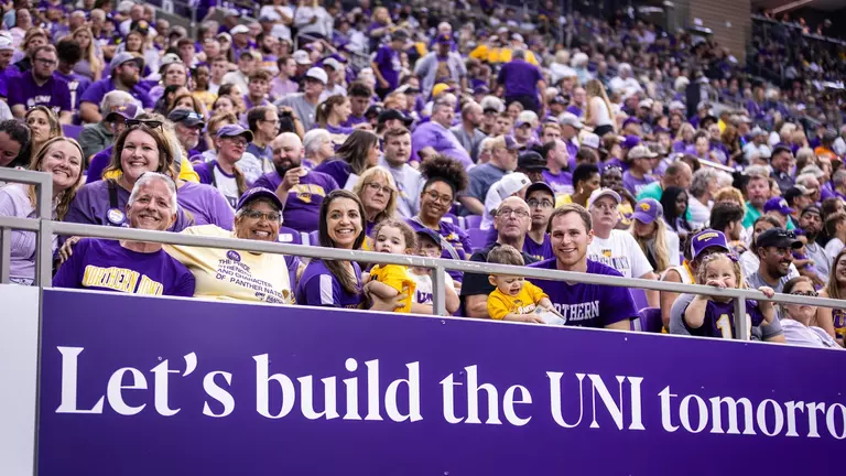 UNI FB Fans