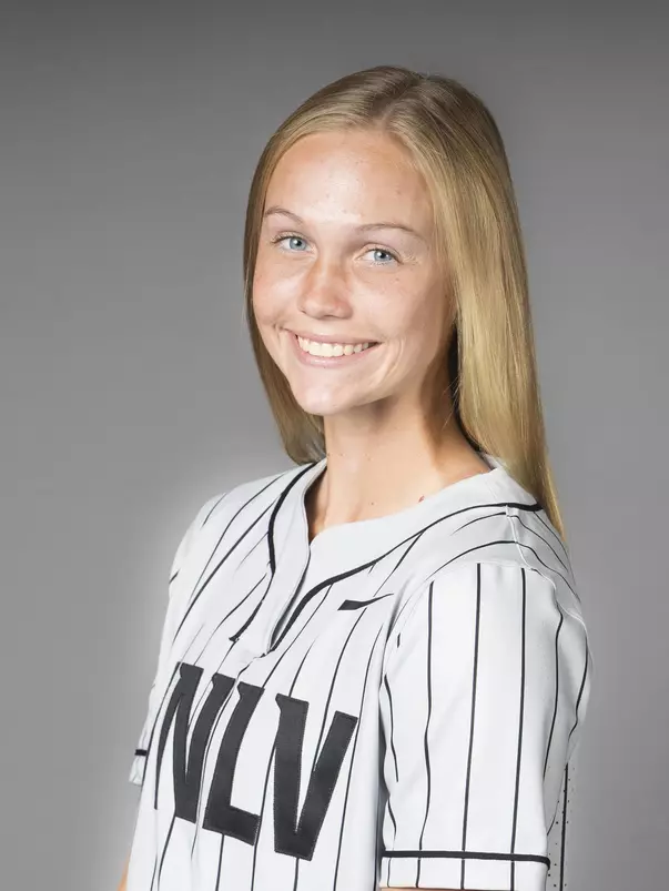 Julia Vollmer.
22-23 Softball Headshots.