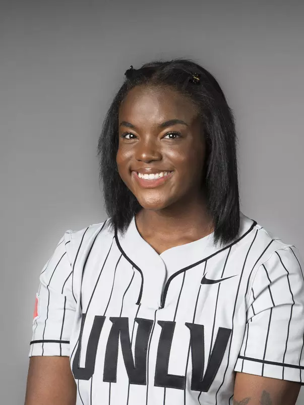 Jasmine Martin.
22-23 Softball Headshots.