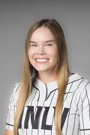 Jocelyn Eisen.
22-23 Softball Headshots.