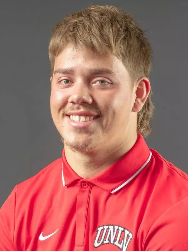 Bobby Navarro