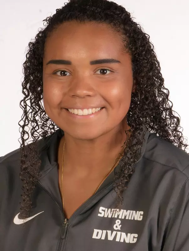 22-23 Swimming &Diving Headshots.