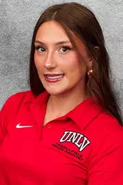 Bella Oakes