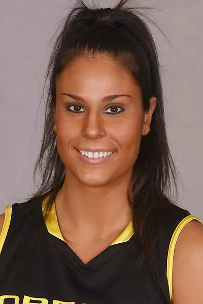 Nicole Canepa WBB 2010-11