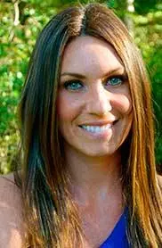 Chelsea Knight Headshot