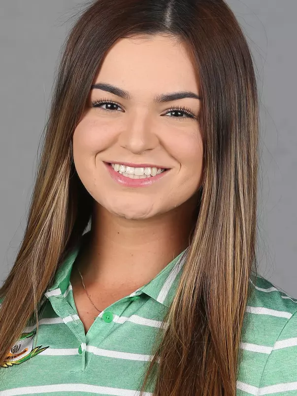 Briana Chacon_Headshot