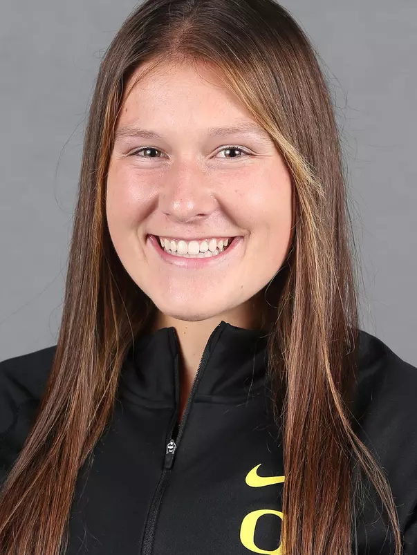 Madisen Olsen_Headshot