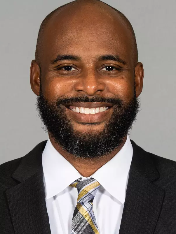 Keith Heyward Headshot