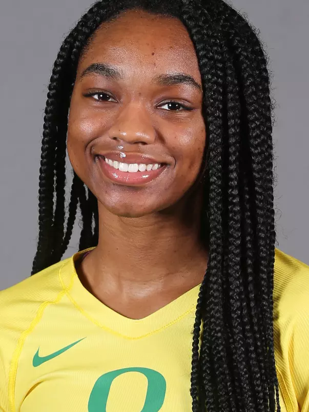 Kiari Robey_Headshot