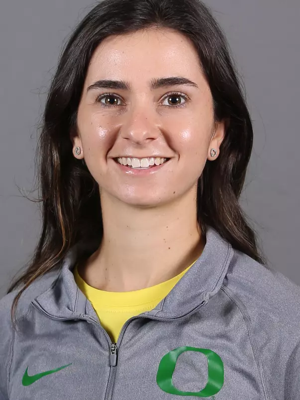 Julia Eshet_Headshot_21