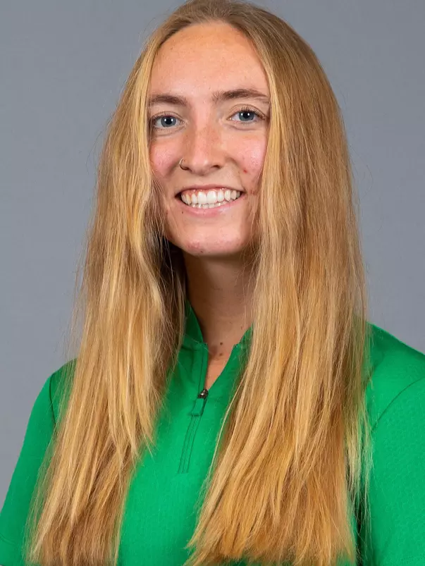 Annie Richards headshot