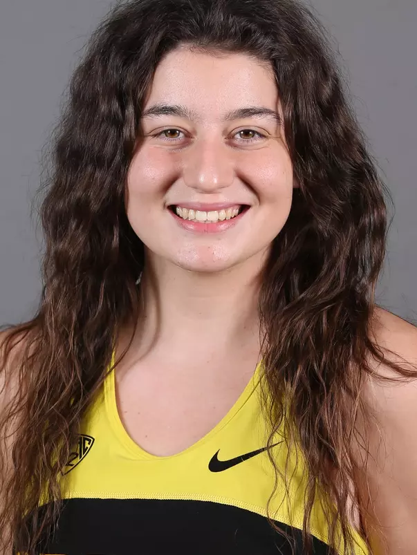 Bea Wetton Headshot_2021