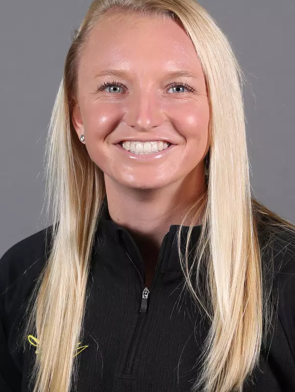 Jo Koons Headshot_2021