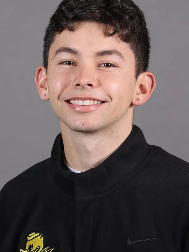 Carlos Munoz Headshot_2021