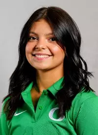 Acro Headshot - Cassidy Avina