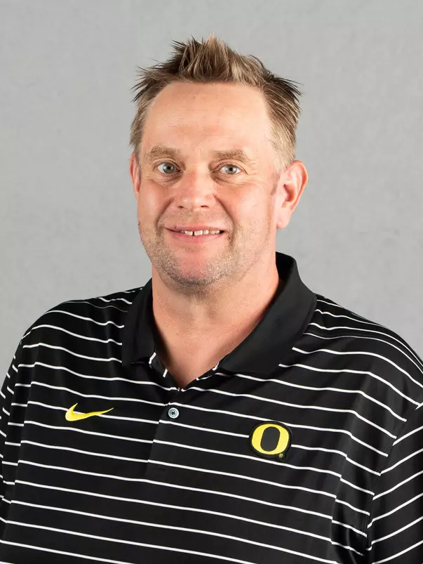 Oregon Men’s Tennis photo day in Eugene, Oregon on September 23, 2022 (Isaac Wasserman/ Eric Evans Photography)