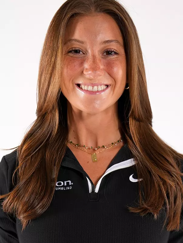 NowakKarly_2023_Headshot