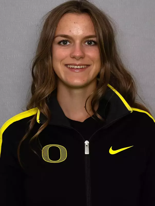 Charlotte Sinke - xc headshot