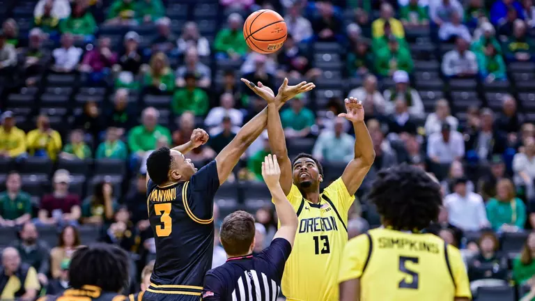 Short-handed Ducks Fall to Hawkeyes