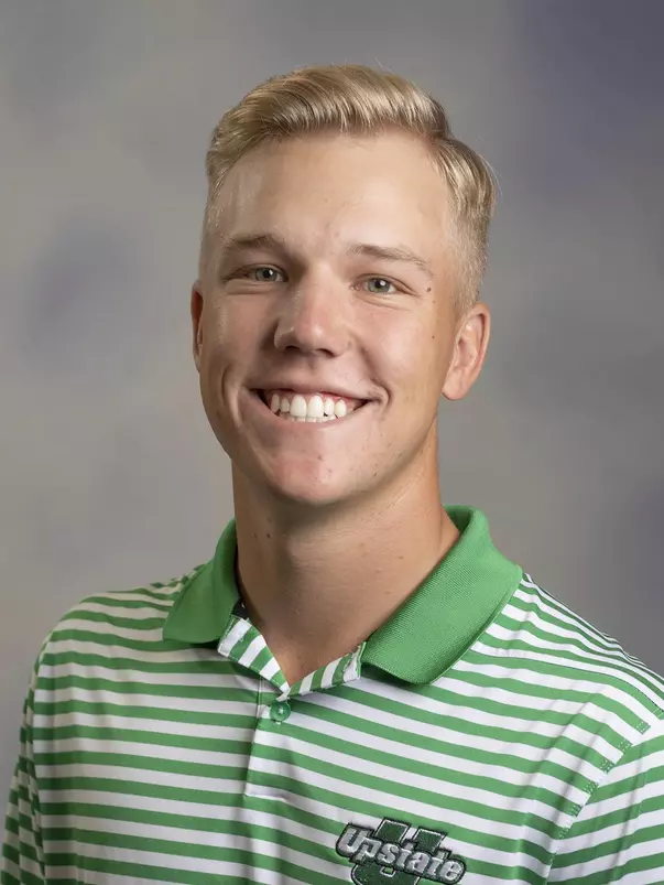 Womens & Mens Golf 2019
Action head shots team