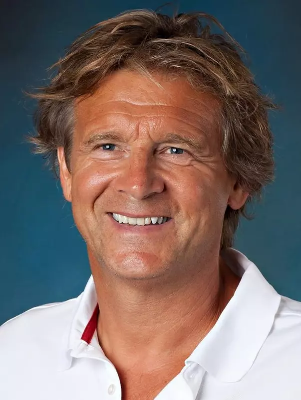 jovan vavic head shot