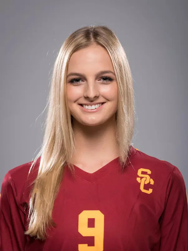 Cindy Marina head shot / mug