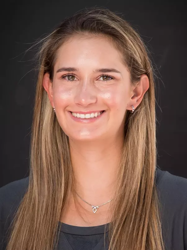 Alexa Corcoleotes 2017 headshot